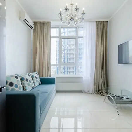 Petrovdom 197-214-182 In Cozy Apartment In Residence Complex Central Park Appartement Kiev