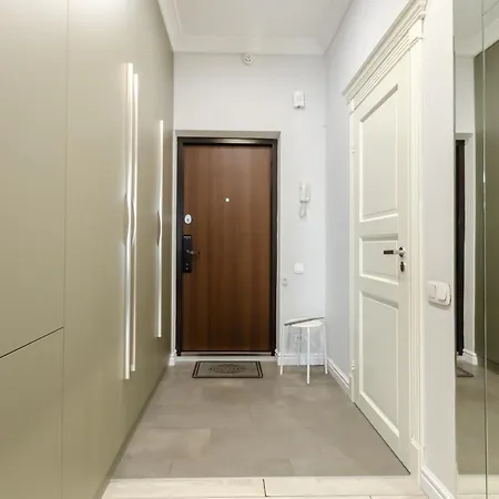 Petrovdom 197-214-182 In Cozy Apartment In Residence Complex Central Park Kiev